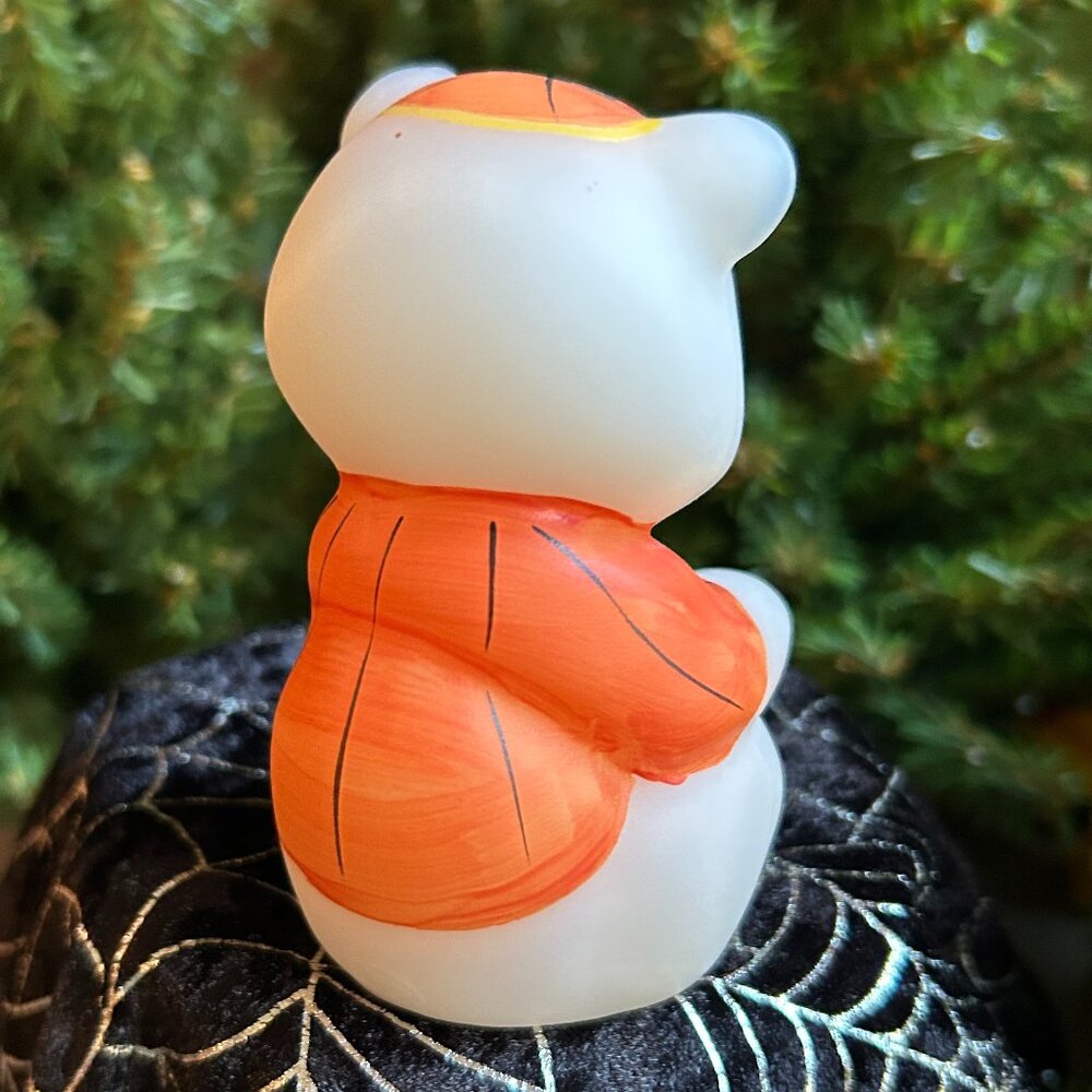 MINT Limited Edition Hand Painted Fenton Winking Halloween Bear in Pumpkin Costu - Picture 4 of 12